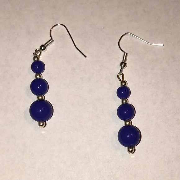 Earrings - Picture 2 of 6